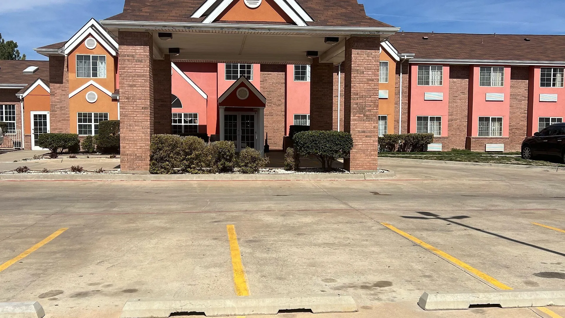 Where to Stay Near Quest Hospital: 5 Business Hotels in Amarillo