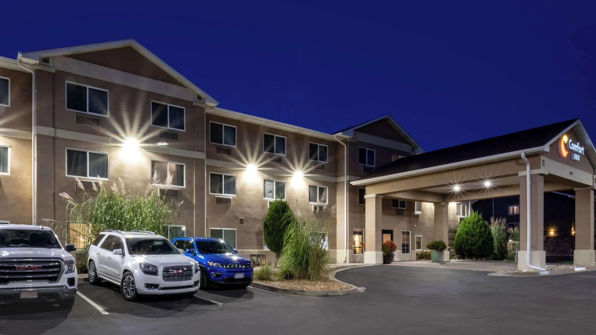 Staying in Colorado: 5 Comfort Brand Hotels Compared