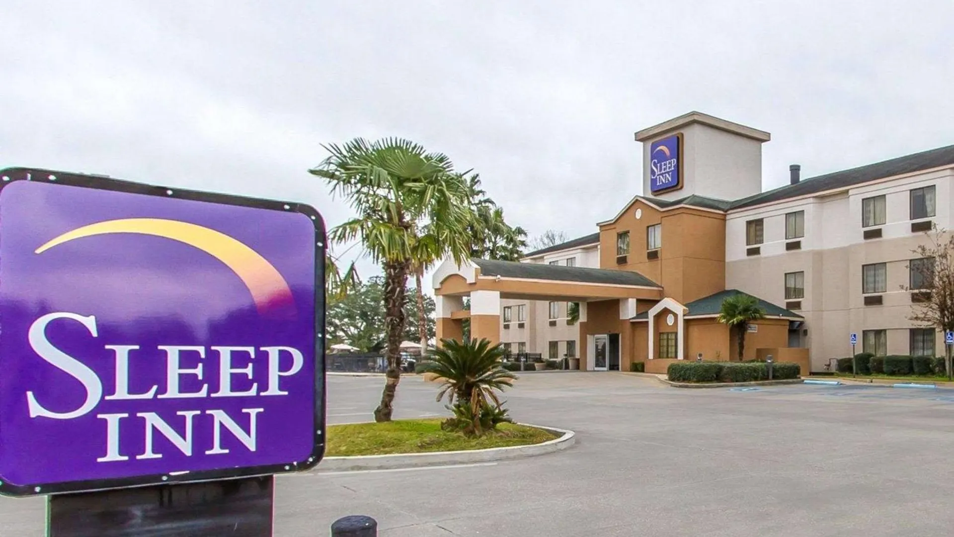 5 Airport Hotels Close to Louisiana Technical College Lafayette