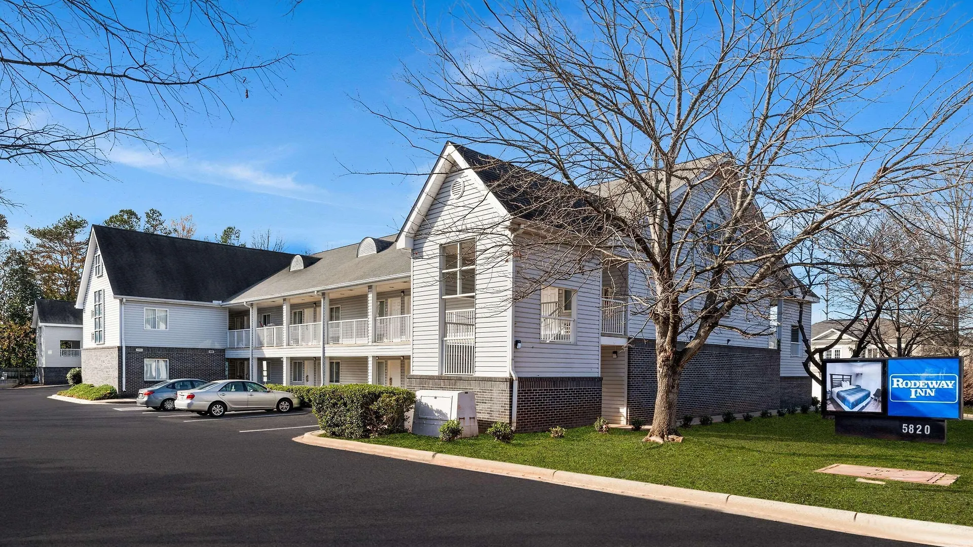 Staying Near Historic South End: 5 Budget Hotels Compared