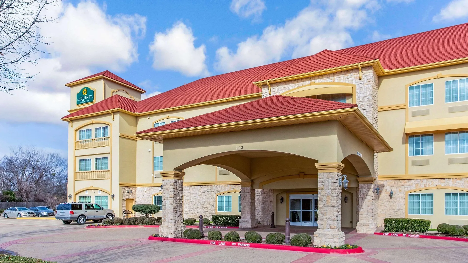 11 La Quinta Hotels in Dallas-Fort Worth for Every Trip